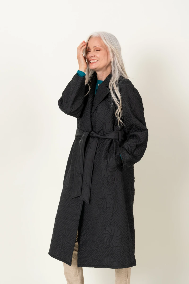 TRENCH CAPITONEADO - Negro 