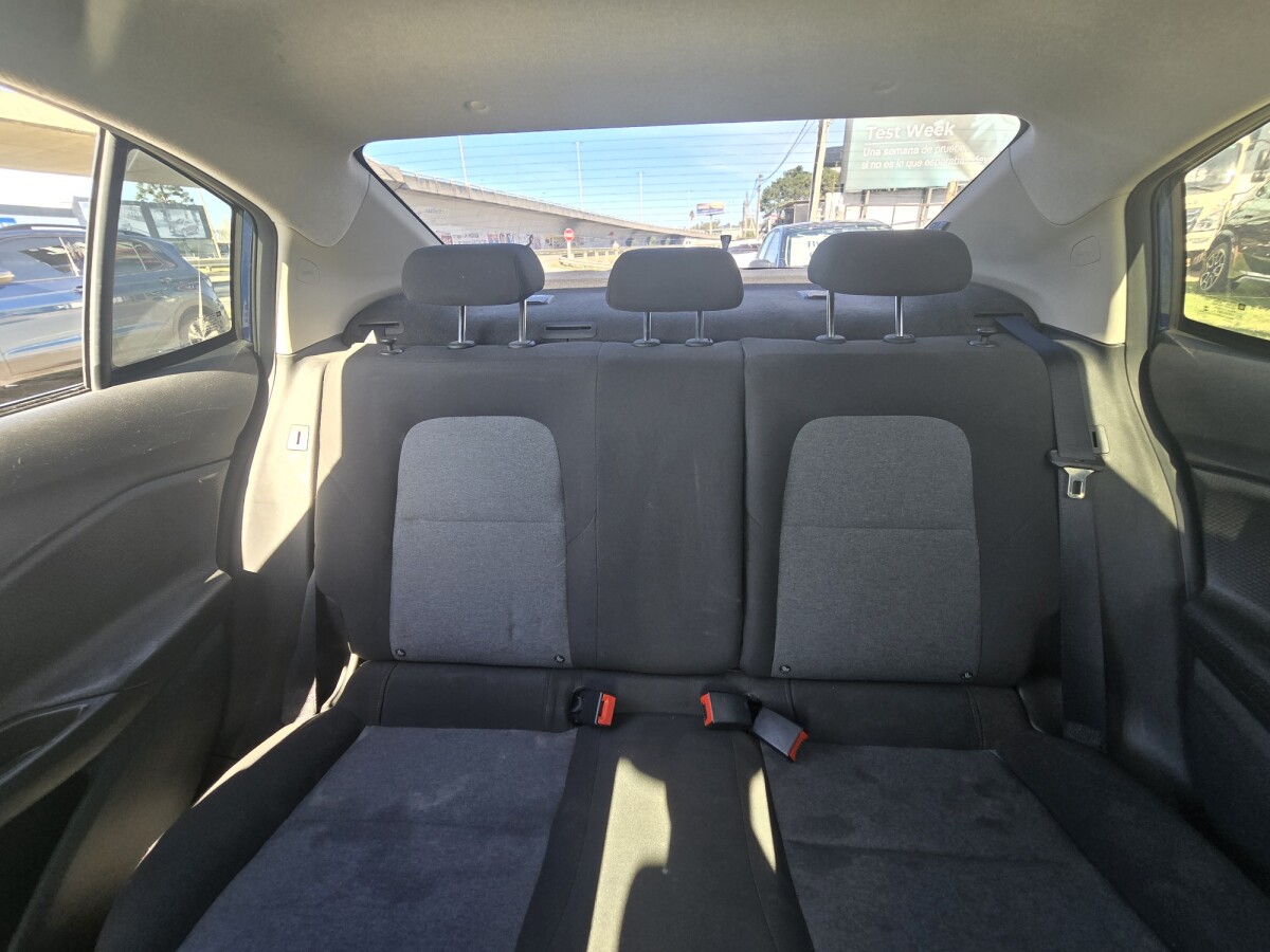 Chevrolet Onix LS 1.2 Extra Full| Permuta / Financia Chevrolet Onix LS 1.2 Extra Full| Permuta / Financia