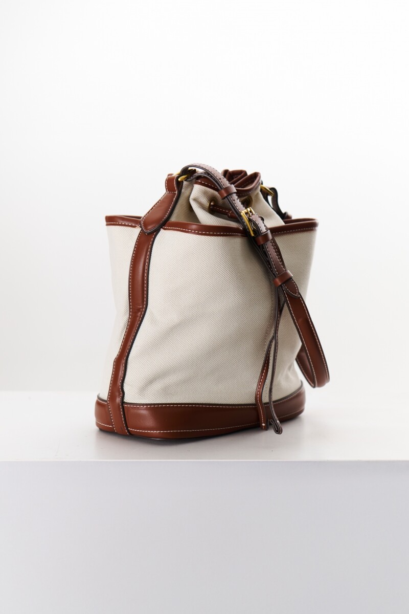 CARTERA VIVO CUERO NATURAL
