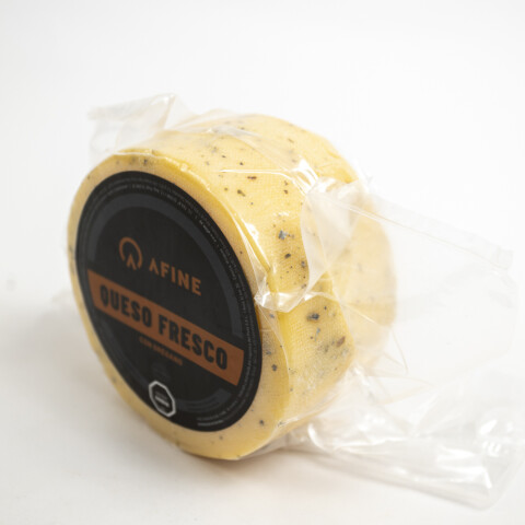 Queso fresco en hormita con especias AFINE Queso fresco en hormita con especias AFINE