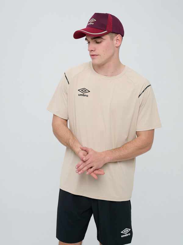 REMERA TERREN Umbro Hombre 00b