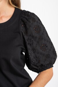 Remera Manga Globo Broderie Negro