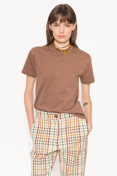 REMERA CAROL Chocolate