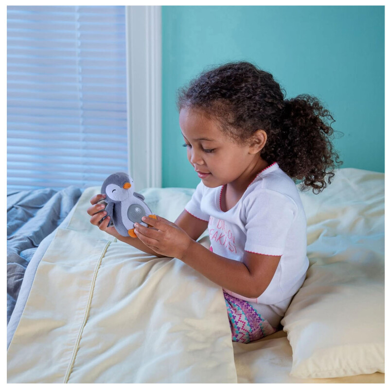 Pingüino peluche con música y luz para bebes Pingüino peluche con música y luz para bebes