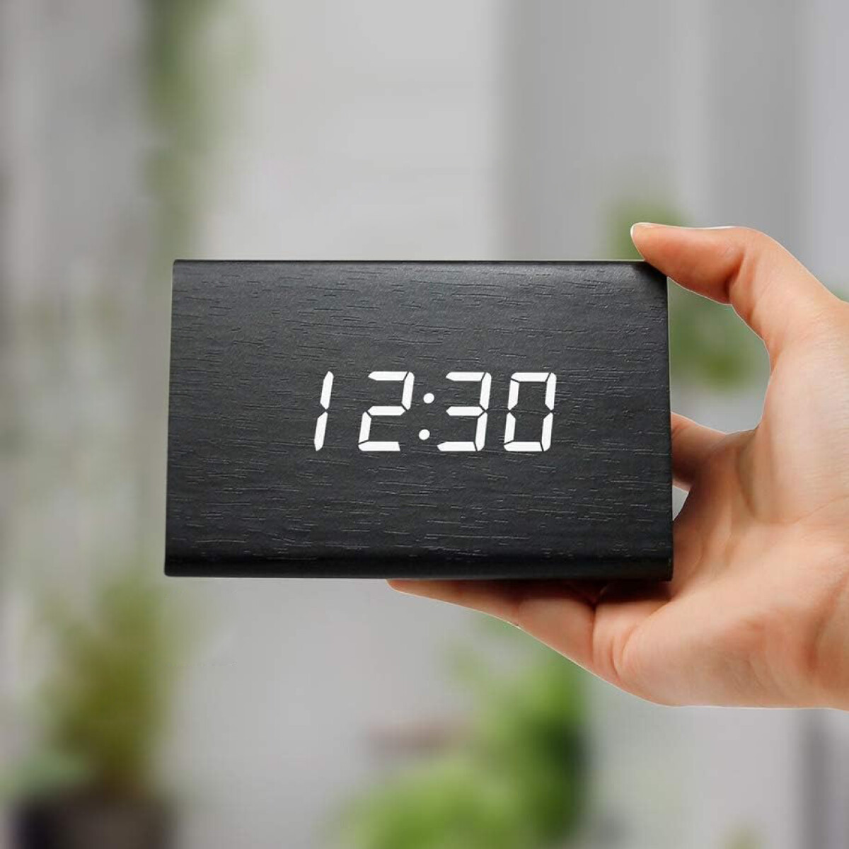 Reloj Despertador Piramidal 