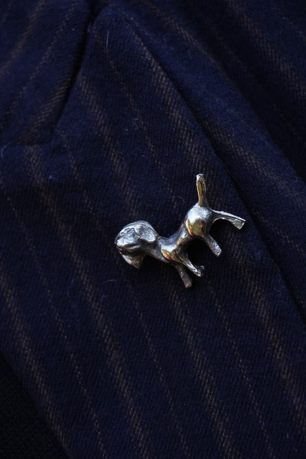 Doggie Pin Plateado