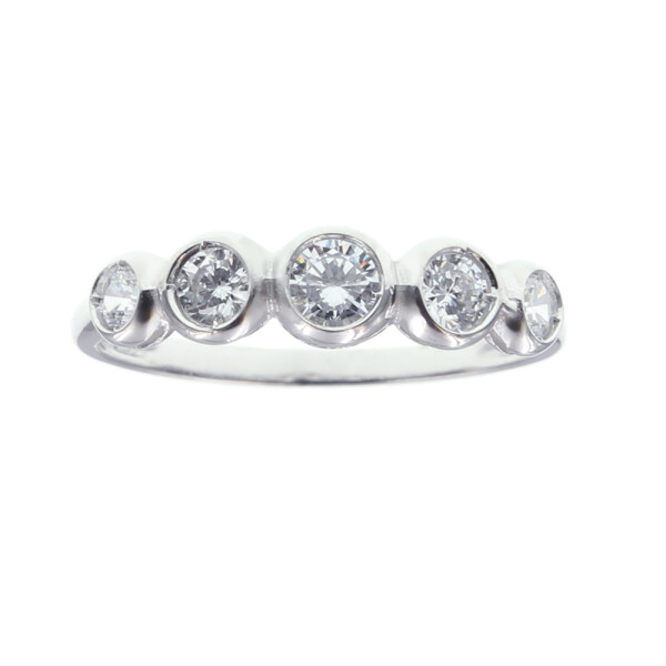 Anillo de oro blanco 18k con circonias N9376W Anillo de oro blanco 18k con circonias N9376W