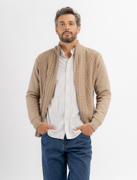 Campera tejida Ombu beige