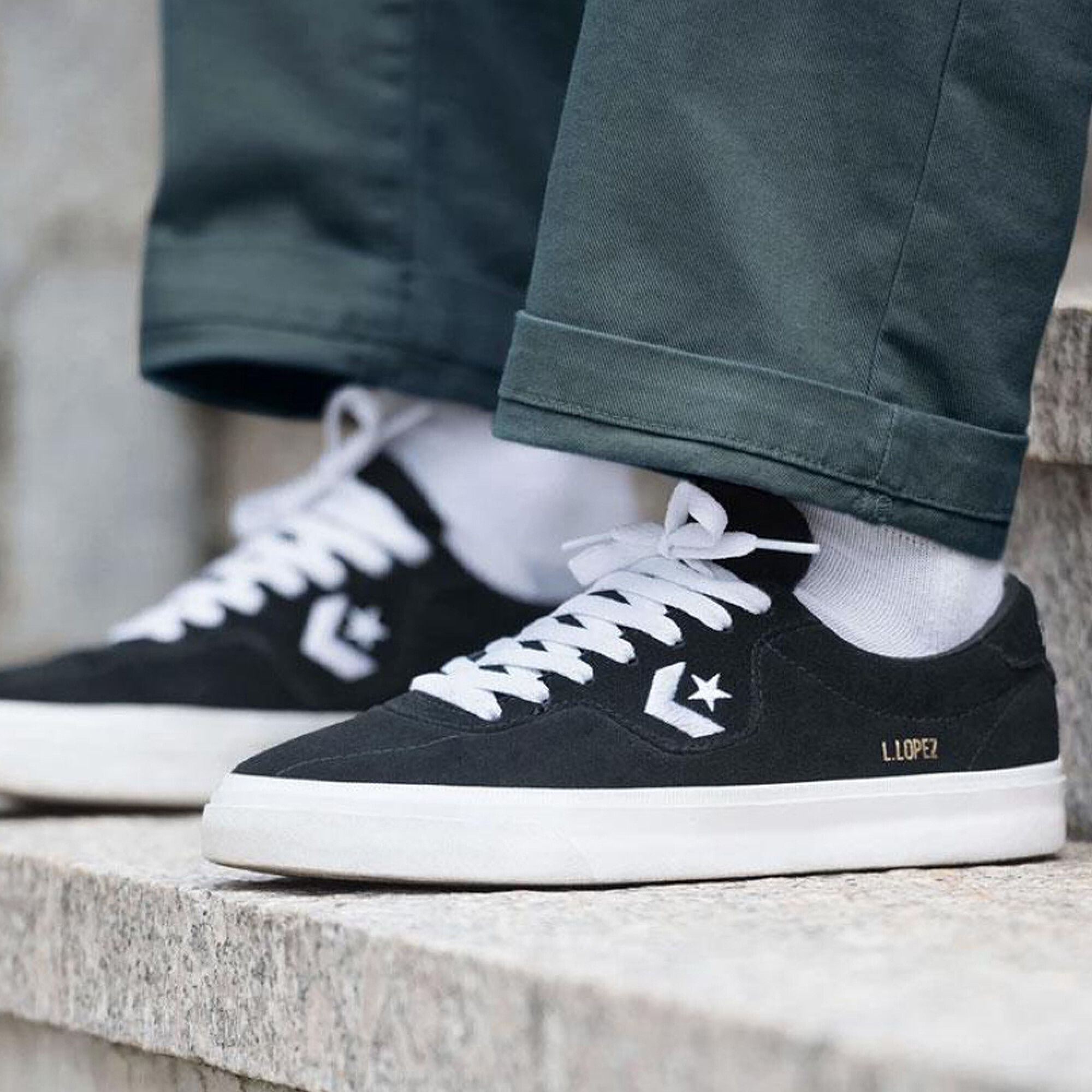 converse skateboarding