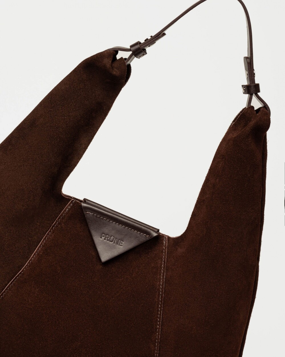 Cartera al hombro The Shopping en cuero gamuza Chocolate Niquel