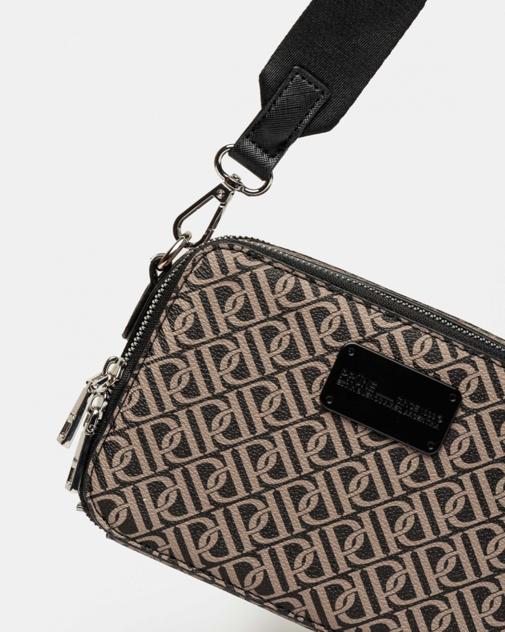 Bandolera New Penny en efecto monogram Negro