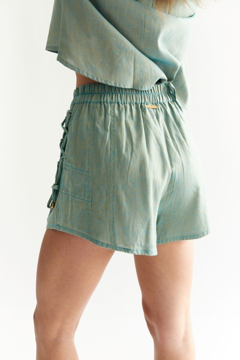 Short Areia Verde