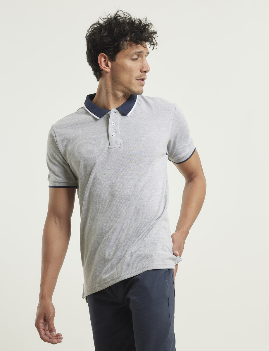 520906 REMERA NAVIGATOR Gris Medio Melange