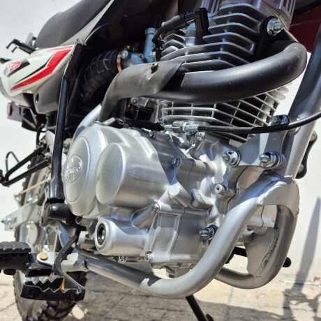 Yumbo SK125 Rojo