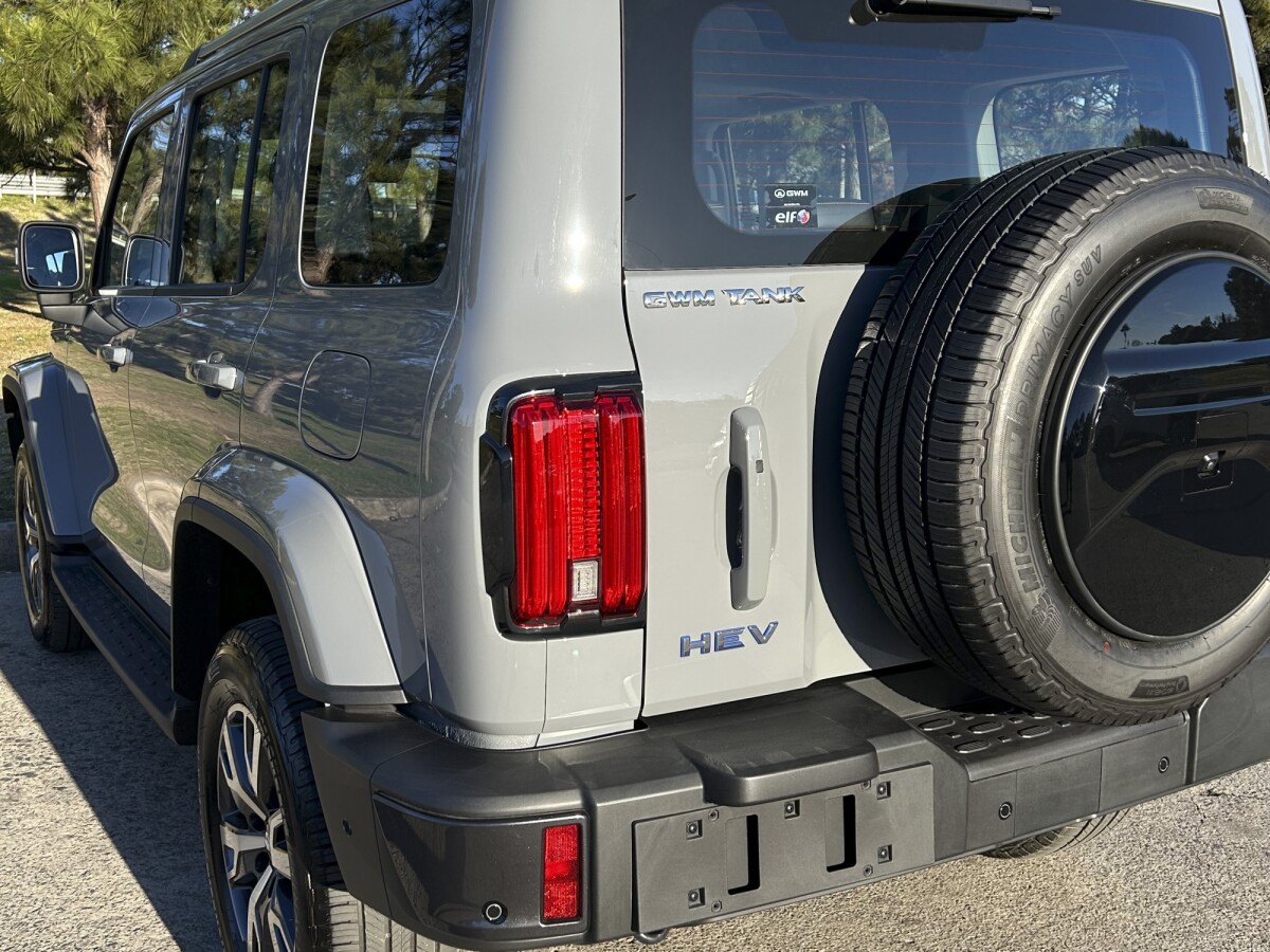 GWM Tank 300 HEV 2.0 2026 0KM | Permuta / Financia GWM Tank 300 HEV 2.0 2026 0KM | Permuta / Financia