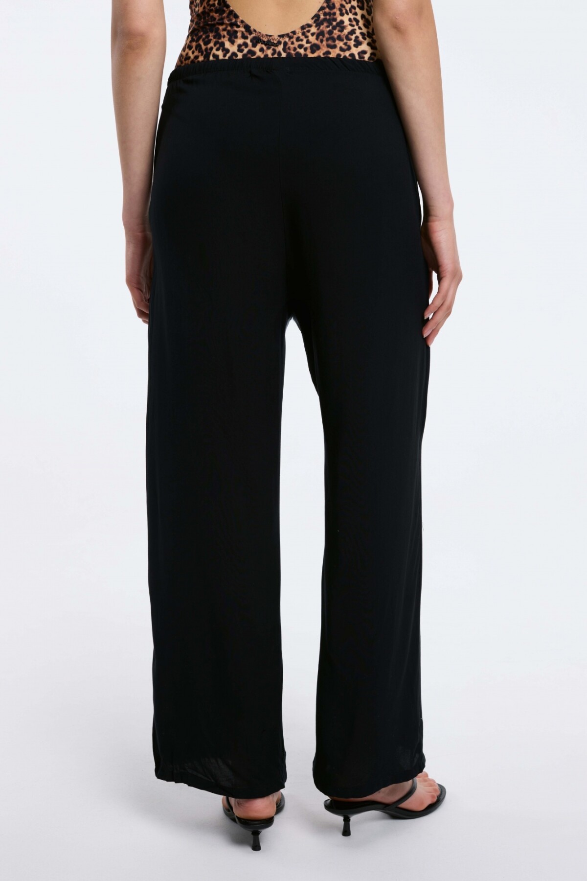 Pantalón Bach Negro