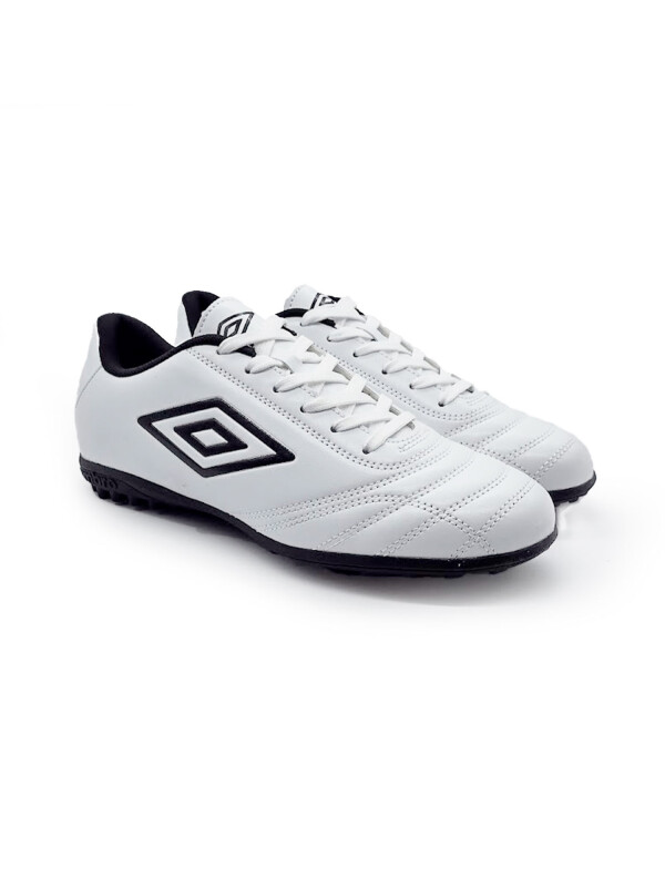 Calzado Classic II TF Umbro Hombre 092