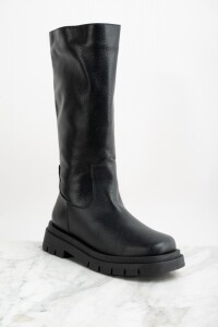 Bota Cuero Negro