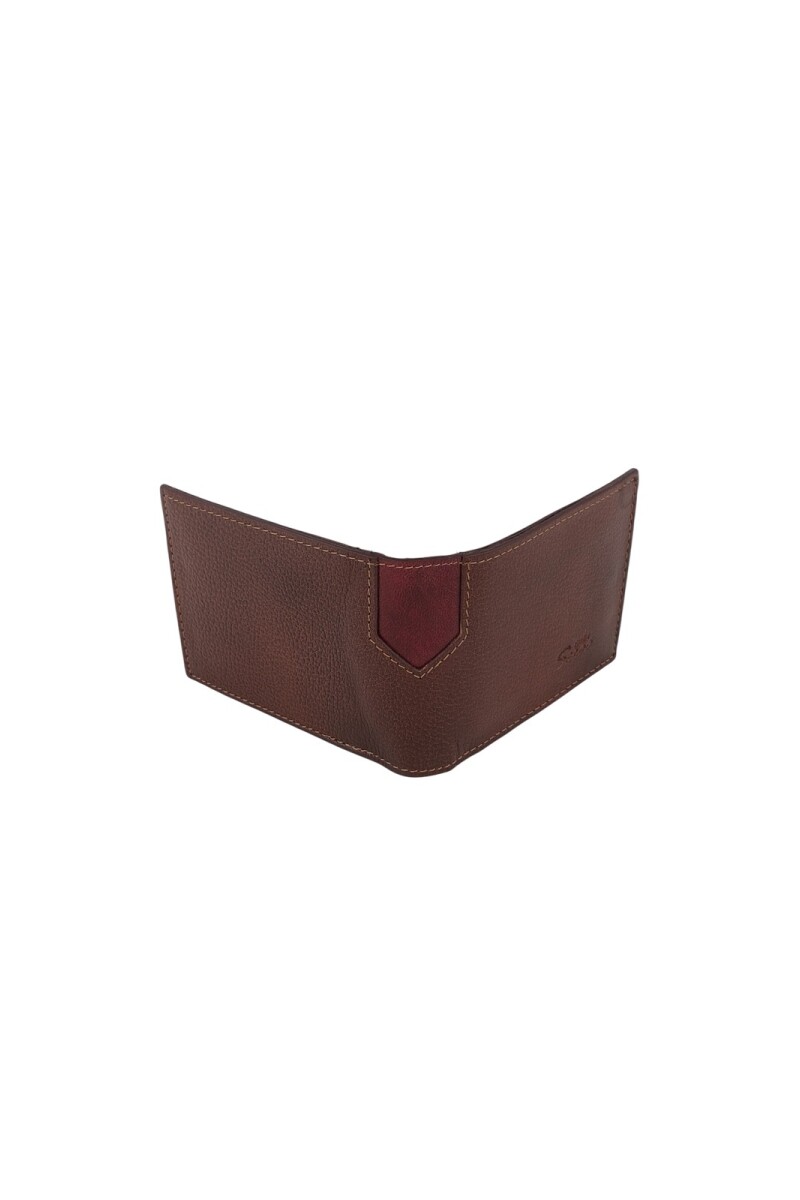 Billetera con detalle en tapa Marrón