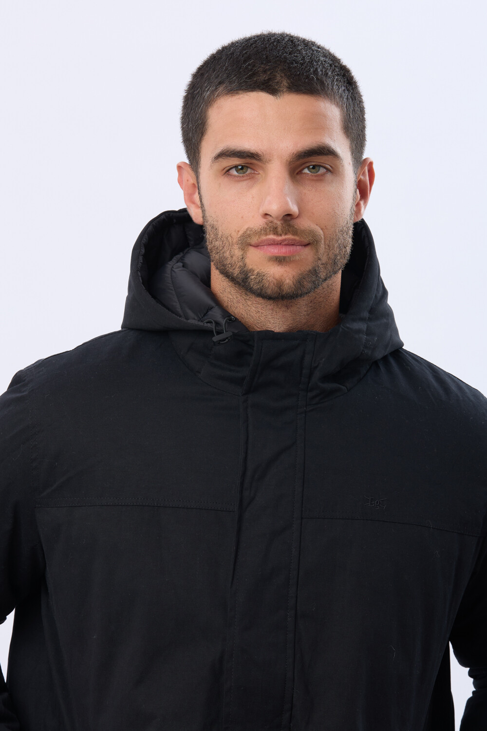 CAMPERA REVERSIBLE CAPITONEADA Negro