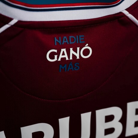 Camiseta Golero Nacional Umbro 2026 SW1
