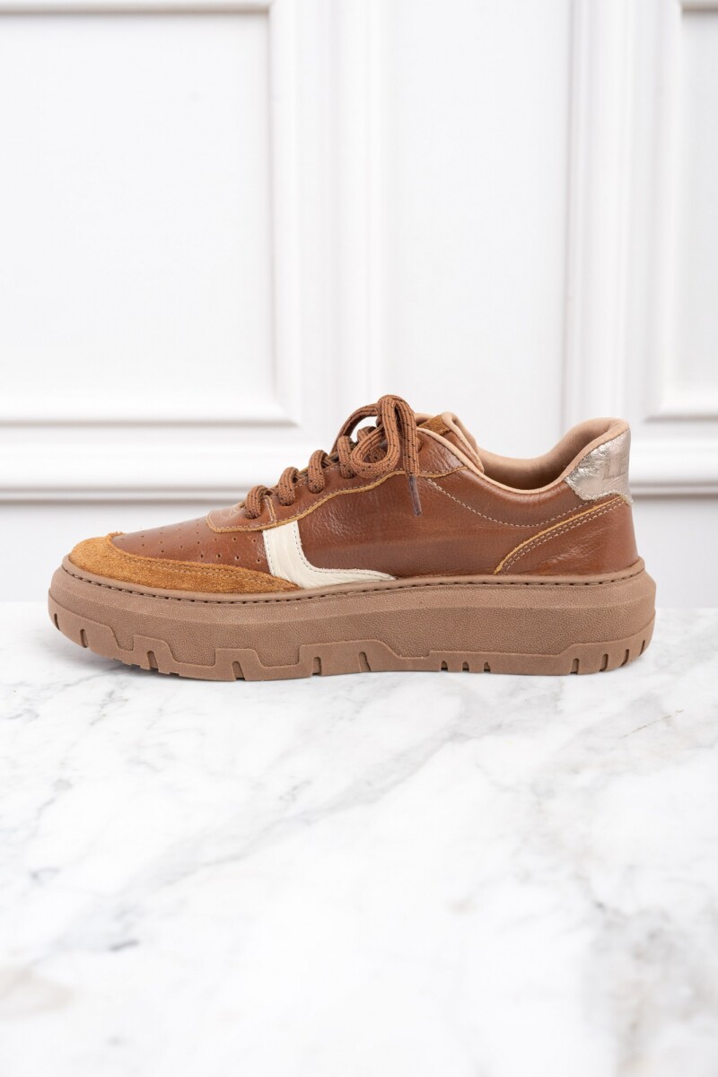 Zapatilla Combinada Cuero Marron