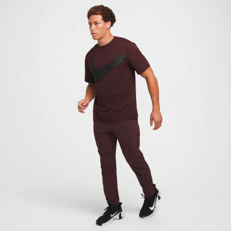 Remera Nike Dri-Fit Hyverse Swoosh Top de Hombre Rojo