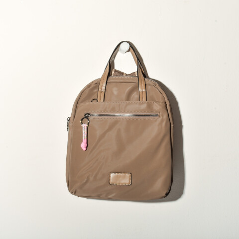MOCHILA MAGNUM BEIGE MOCHILA MAGNUM BEIGE