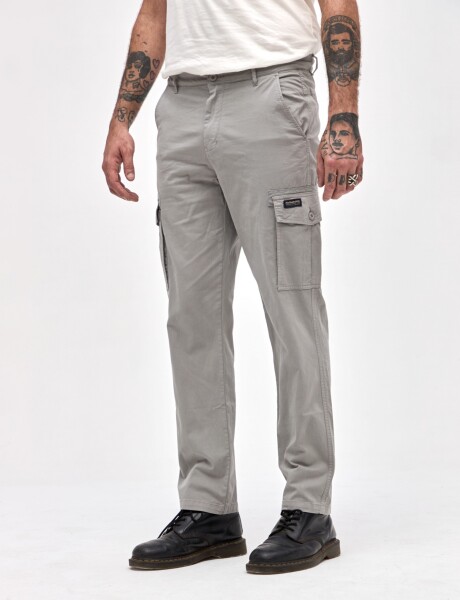 Pantalón cargo Roque I26 Gris perla