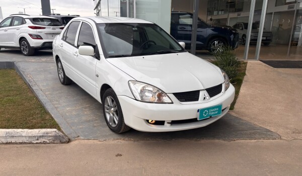 Mitsubishi Lancer 1.6 GLX - 2011 Mitsubishi Lancer 1.6 GLX - 2011