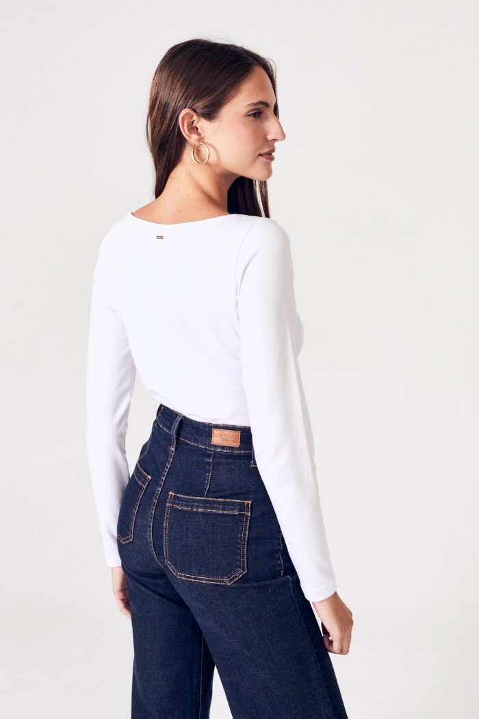 Remera Cuello Bote M/l Alg Elastano Blanco