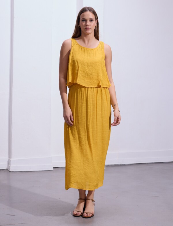 Vestido Maxi Detalle Crochet MOSTAZA