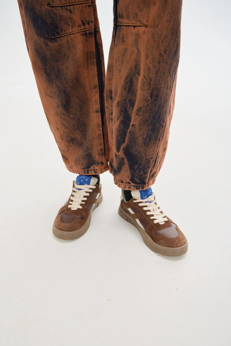 Sneaker Club 82 S26