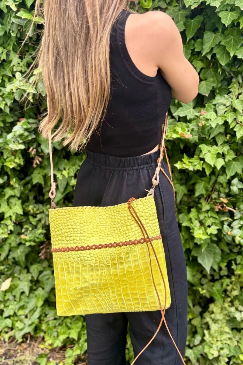 Jewel Envelope Bag Crocco Pistacho