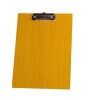 TABLA CON APRIETAPAPEL TAMAÑO A4 DE MADERA. TABLA CON APRIETAPAPEL TAMAÑO A4 DE MADERA.
