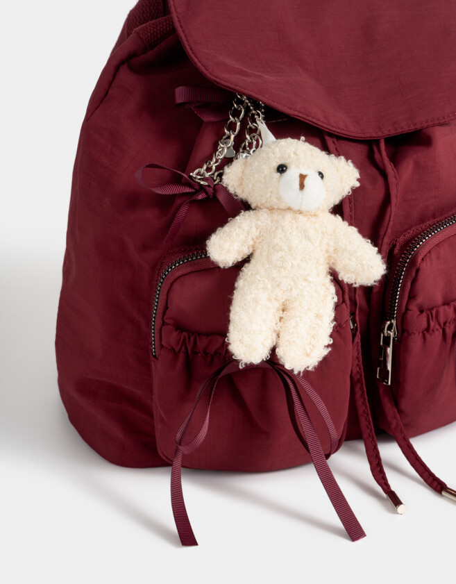 Mochilas Urbanas Mochila Urbana Con Charm Osito - Rojo Burdeaux