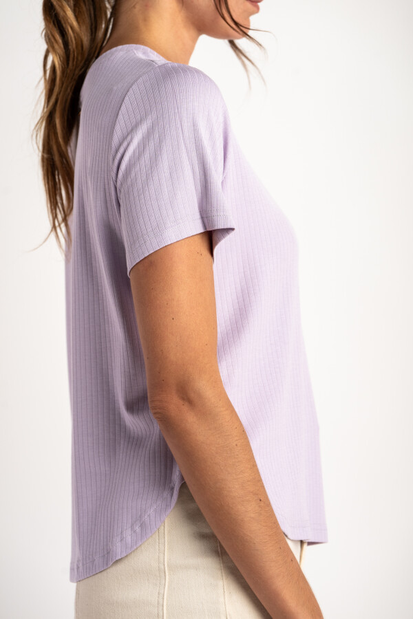 Remera Lila