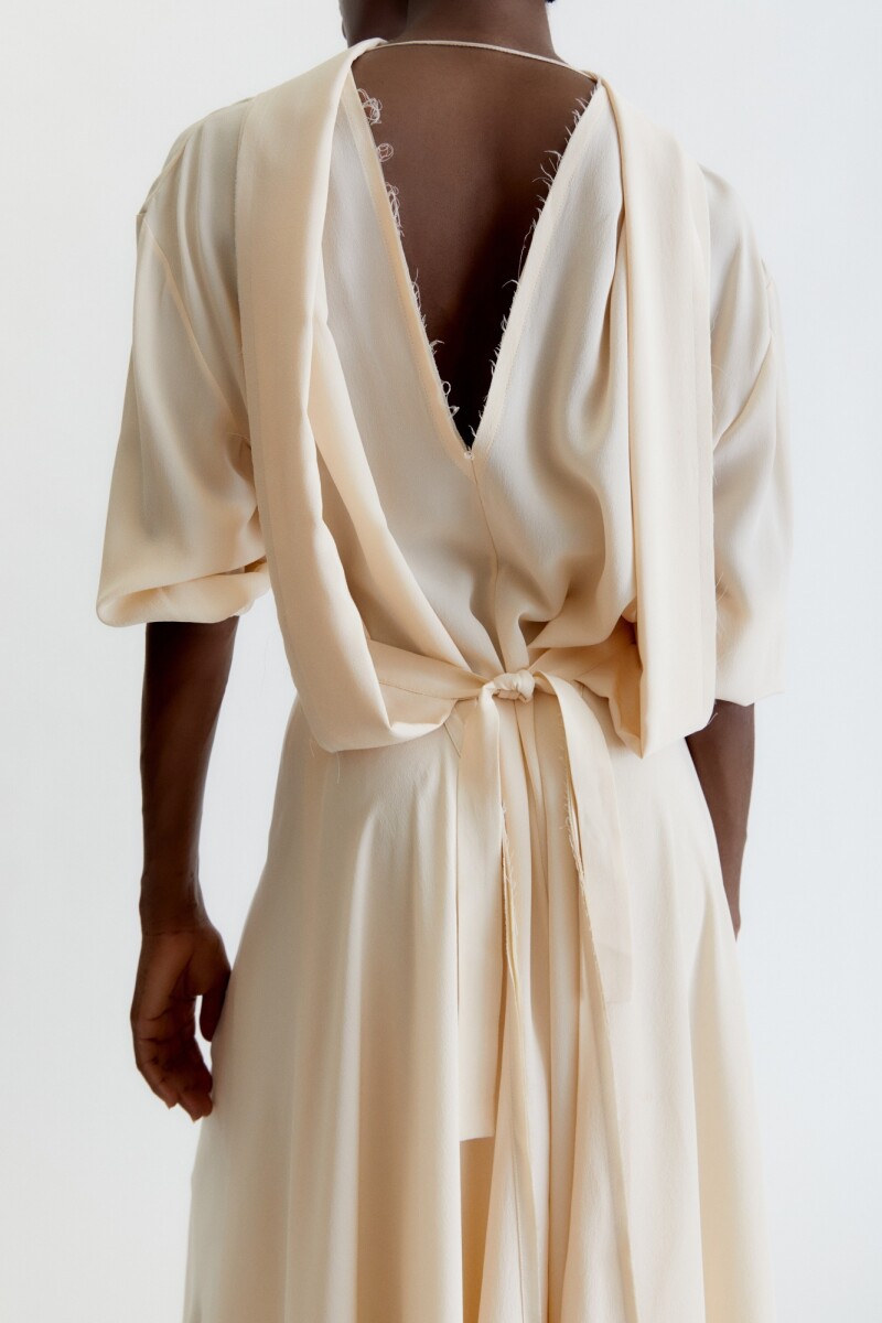 VESTIDO LARGO Beige
