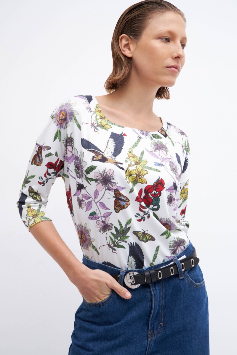 Blusa estampado floral crudo