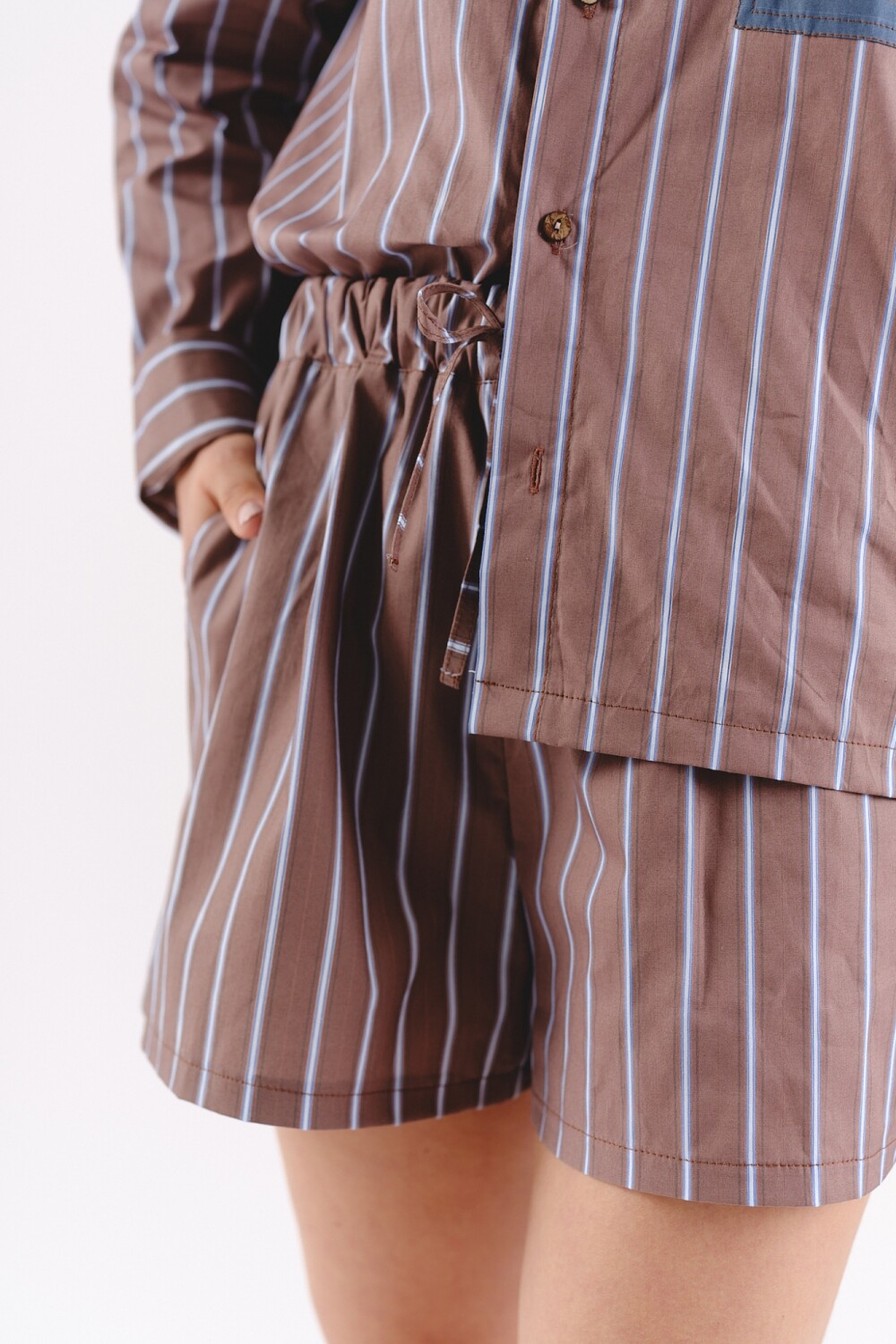 Short Este PRE ORDER Chocolate