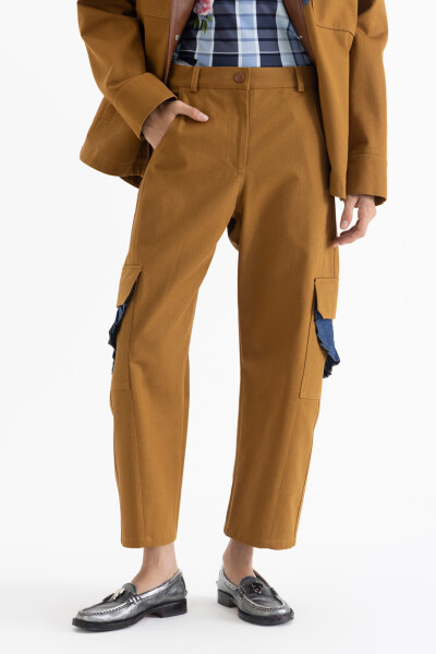 PANTALON AIR Caramelo