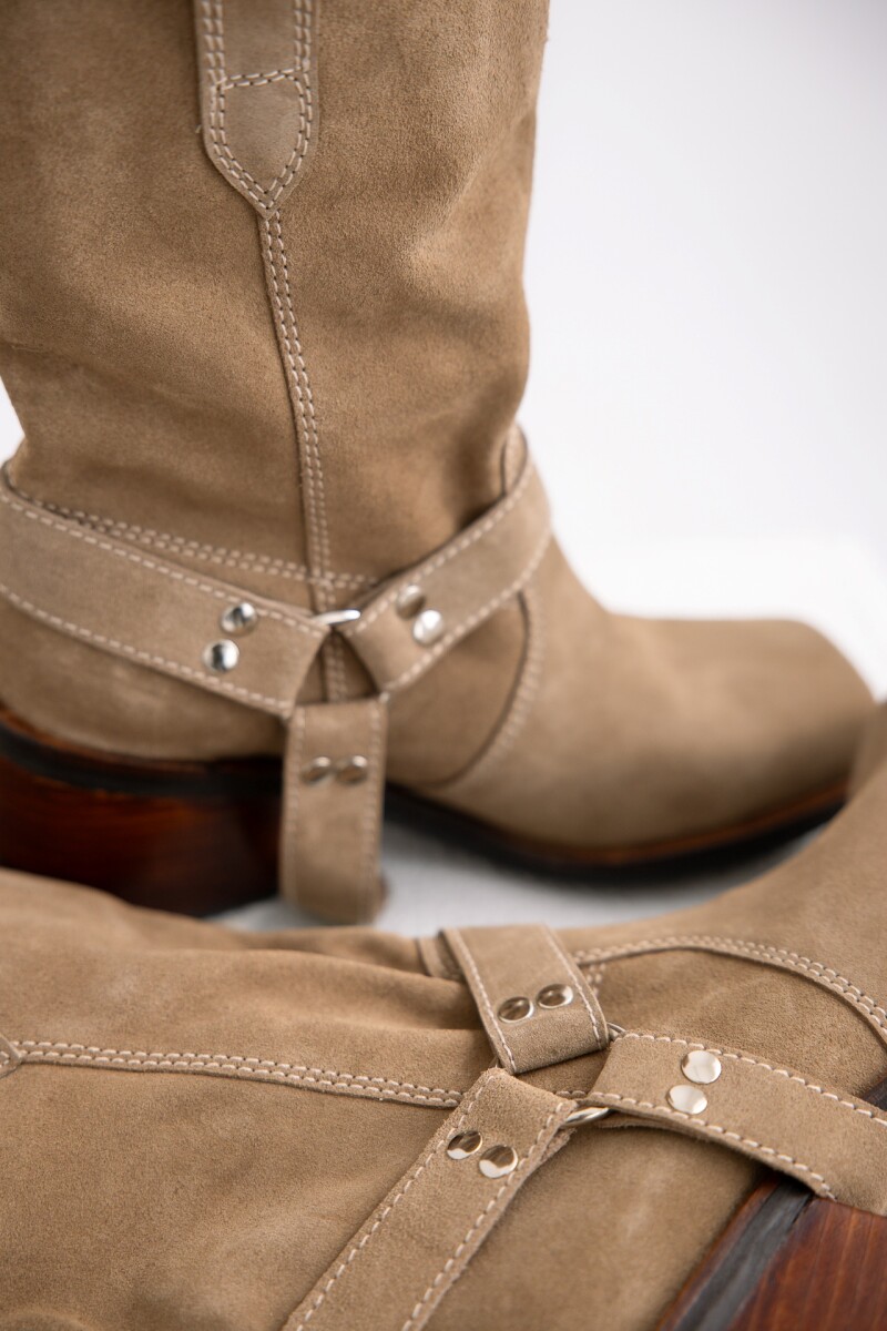 Bota Safari Vison