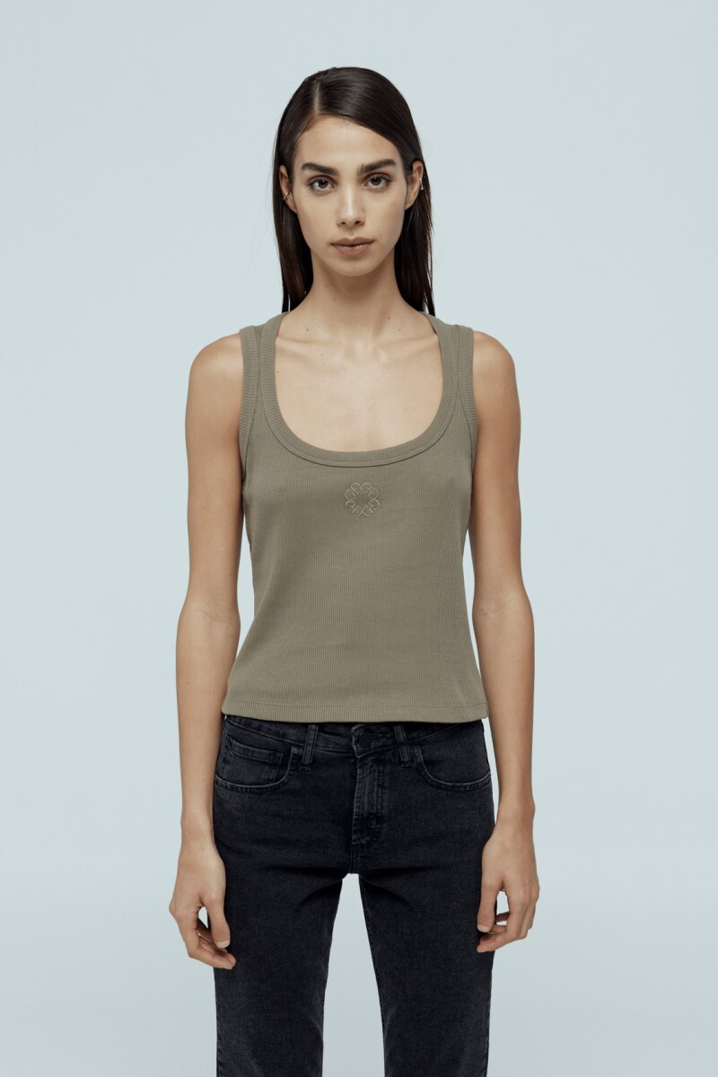 MUSCULOSA DELUXE Verde Militar