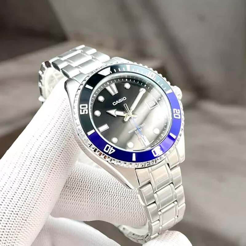 Reloj Casio para Caballero Modelo Chico MDV-10D 1A2VDF