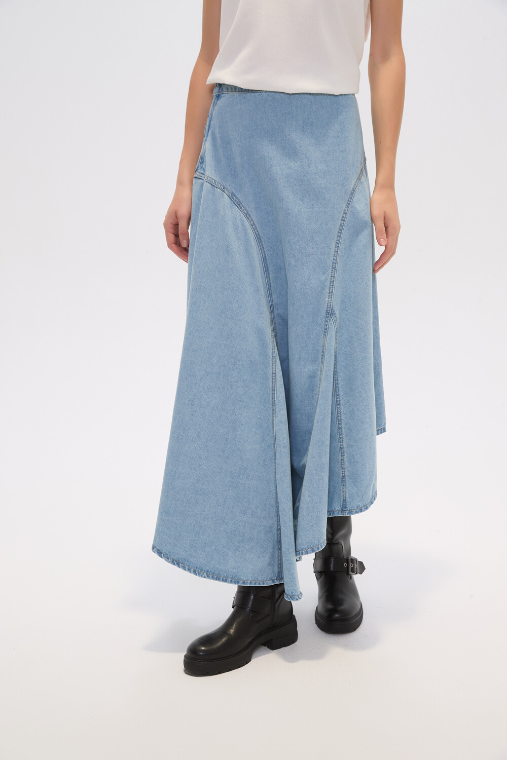 Falda Kualca Azul Claro