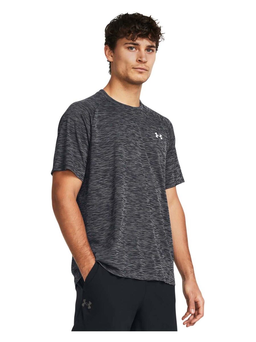 Remera UA Tech Textured SS Hombre 796-001N11 - Negro 