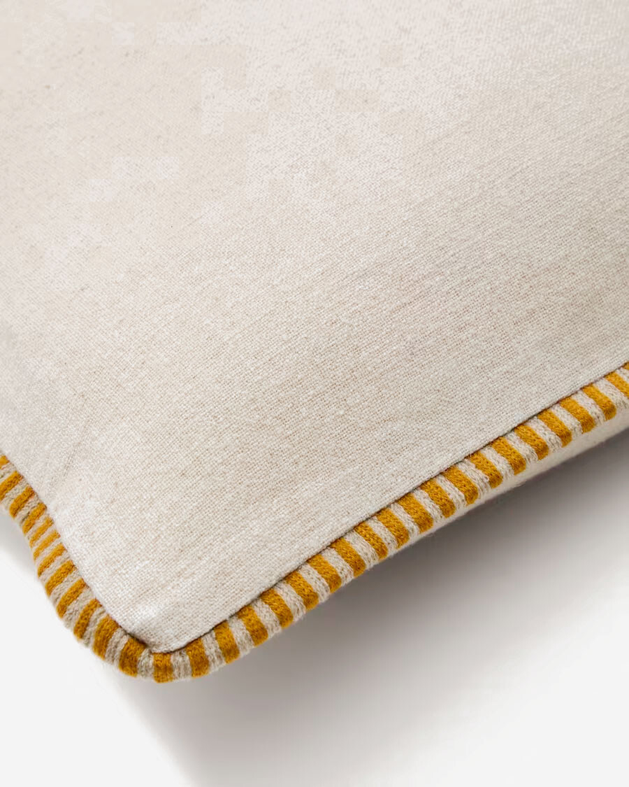 Almohadón Ardit de lino y algodón beige con raya bordada a contraste mostaza 45x45 cm
