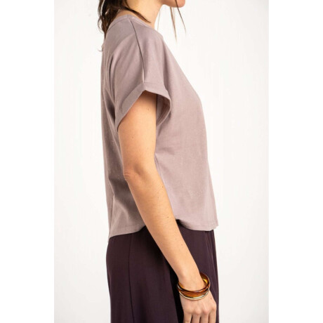 Remera Lila
