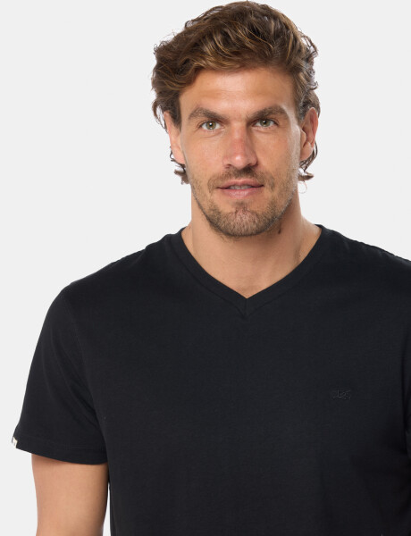 REMERA LISA ESCOTE V Negro