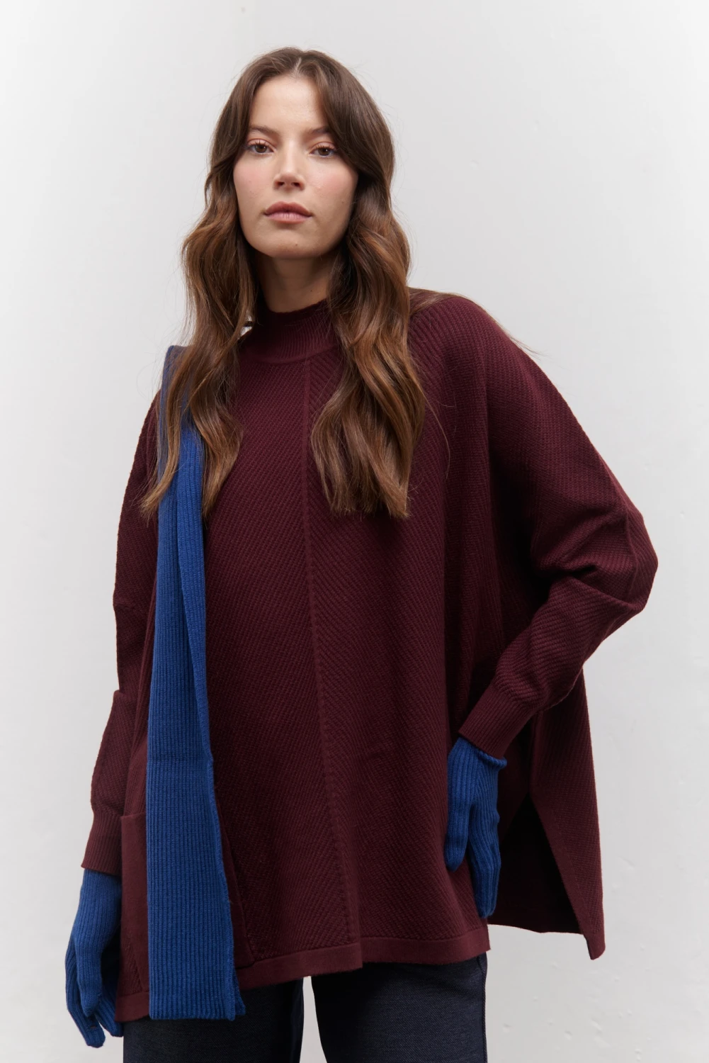 BUZO OVER POCKET bordo talle unico